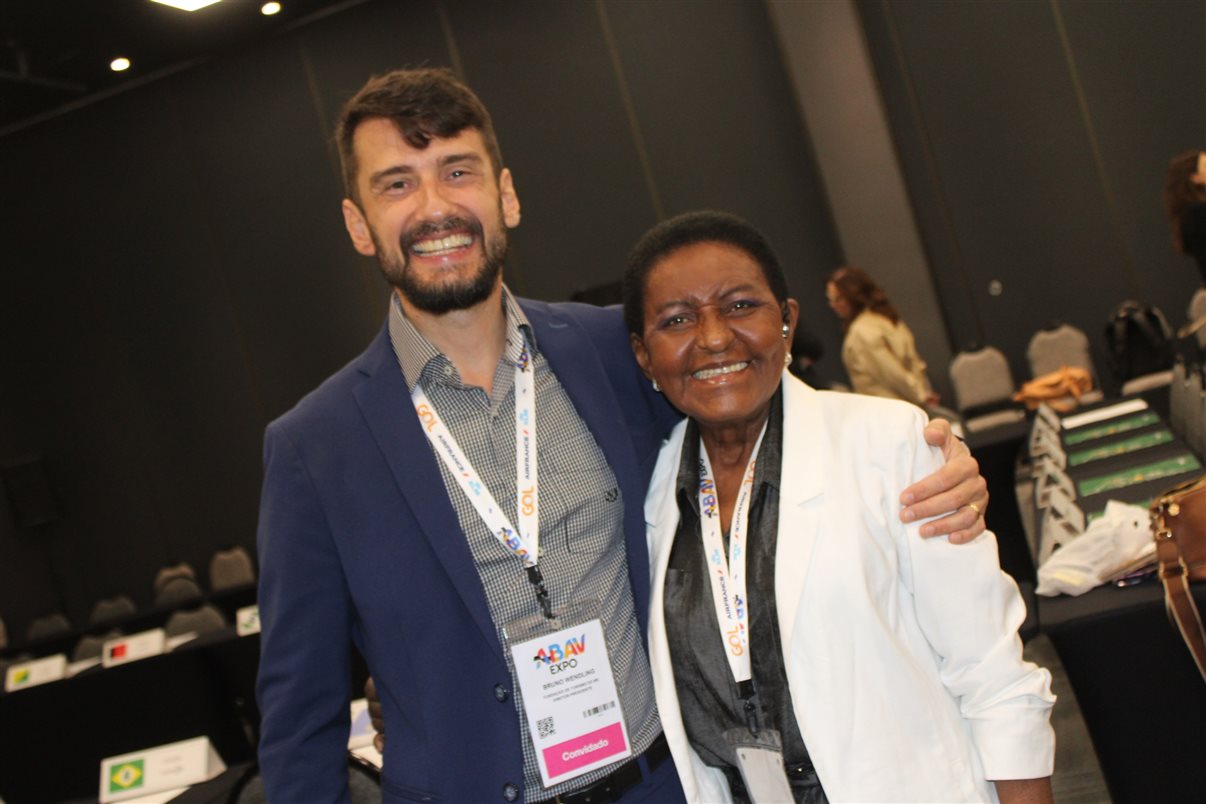 Bruno Wendling, da Fundtur-MS, e Conceição Silva, da Setur-PA