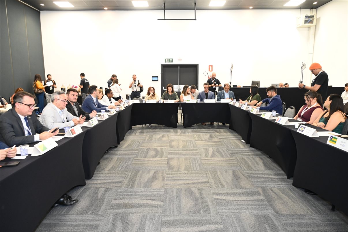 Reunião do Fornatur na Abav Expo