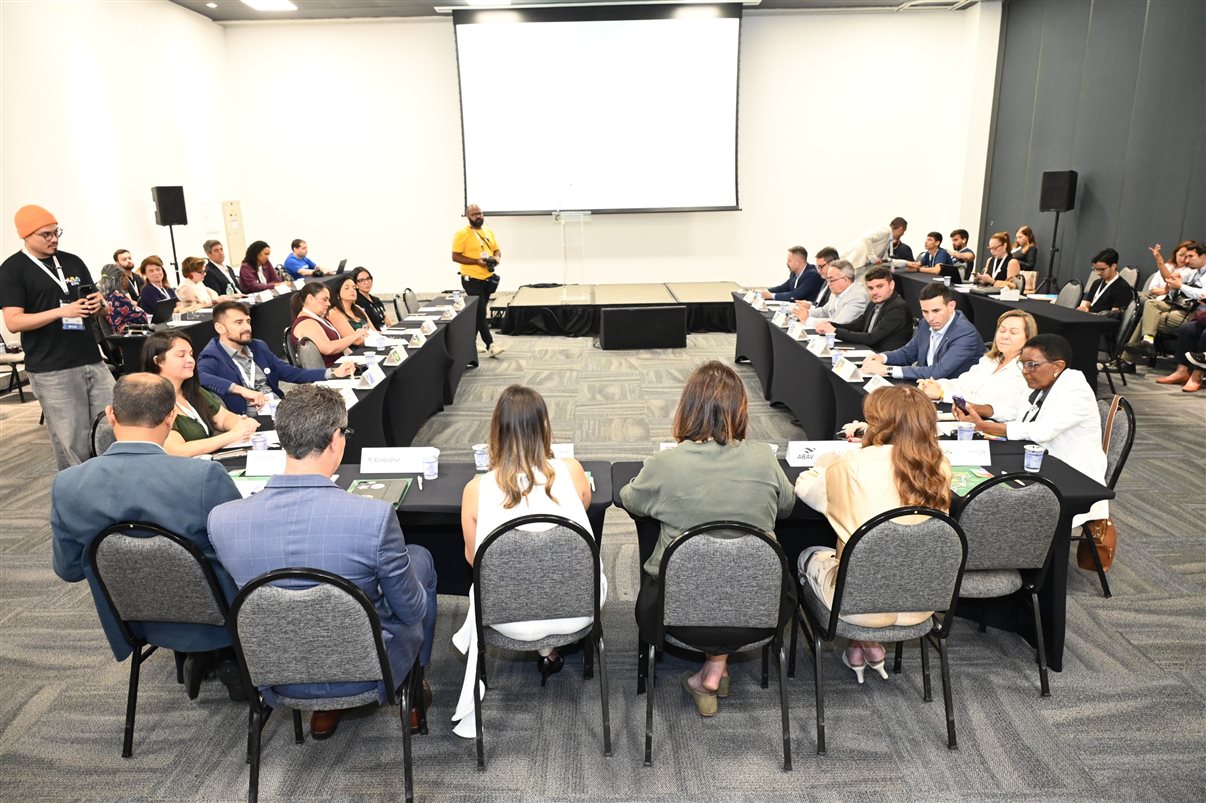 Reunião do Fornatur da Abav Expo 2026
