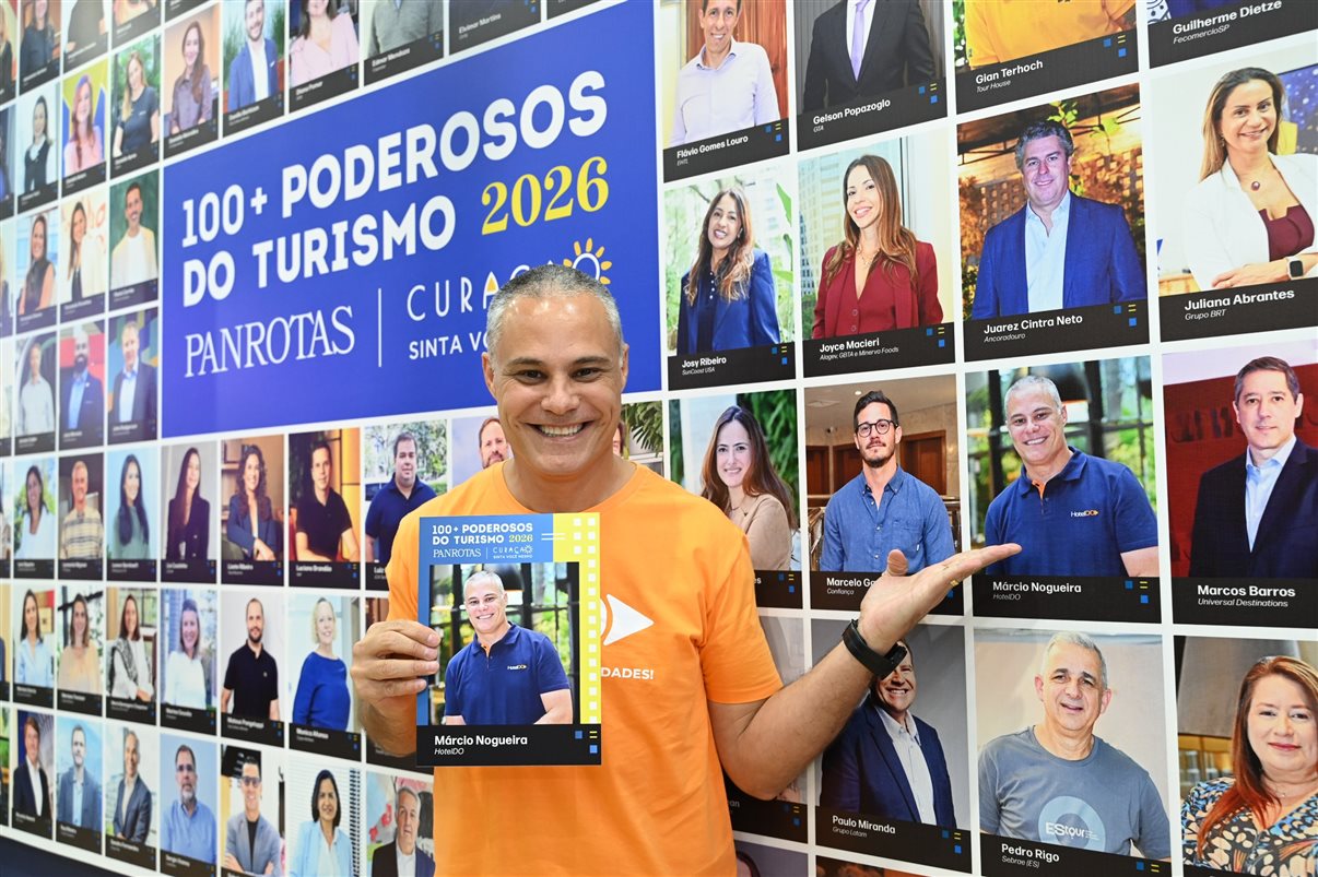 Márcio Nogueira é um dos 100+ Poderosos do Turismo 2026 e foi homenageado no estande PANROTAS na Abav Expo 2026