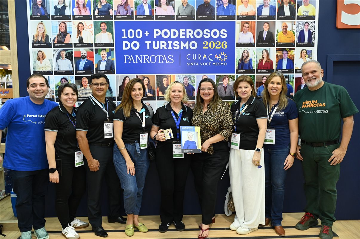 Pedro Menezes, da PANROTAS, Janaina Benite, Fabiano Dias, Karina Bastos e Monica Afonso, da Copa Airlines, Janaina Araújo, da Lékè, Roberta Batista e Valéria Padilha, da Copa Airlines, e Artur Luiz Andrade, da PANROTAS