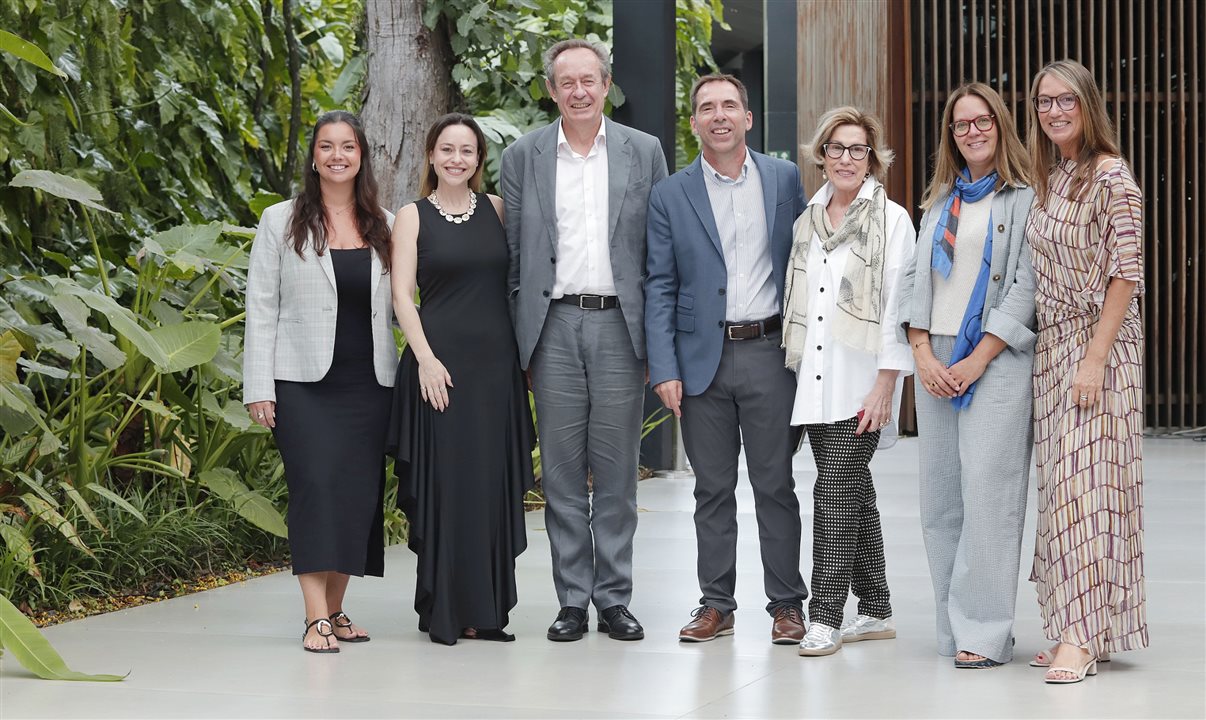 Comitiva de empresas espanholas que participaram do evento