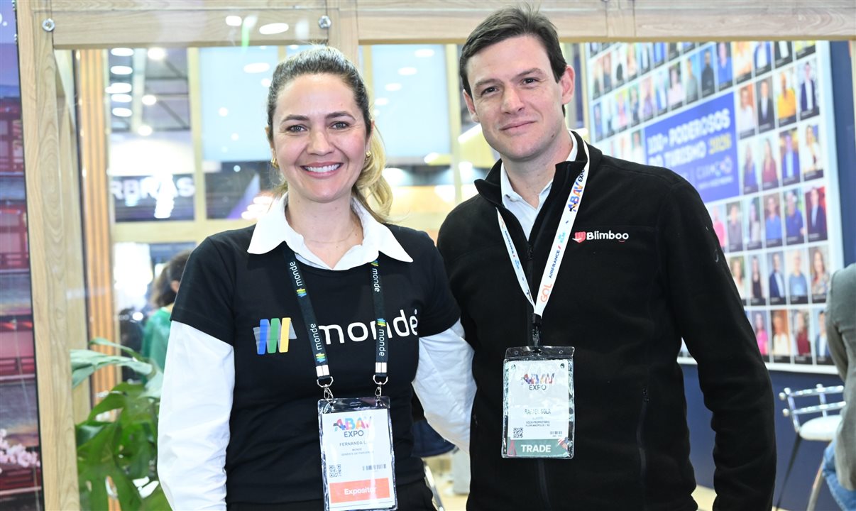 Fernanda Lino, da Monde, e Rafael Sola, da Blimboo