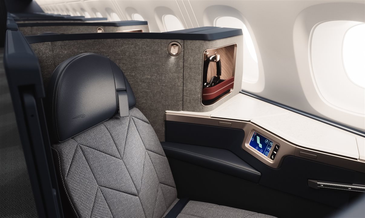 Na classe executiva Club World, a companhia apresenta uma evolução da Club Suite