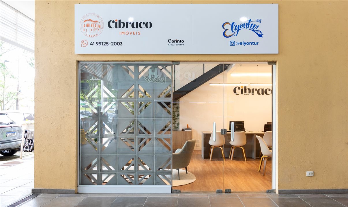 A Elyontur está localizada no centro comercial de Alphaville Graciosa, condomínio em Pinhais, no Paraná