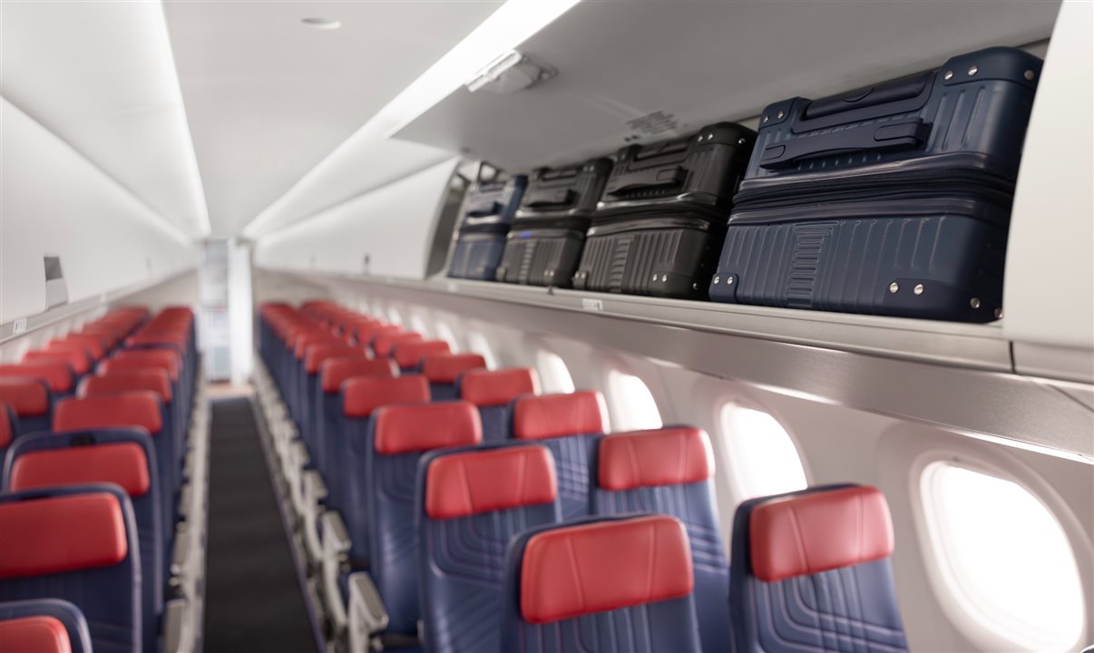 E195-E2 da Latam terá 136 assentos em configuração 2-2, sem assento do meio, um padrão do jato nacional