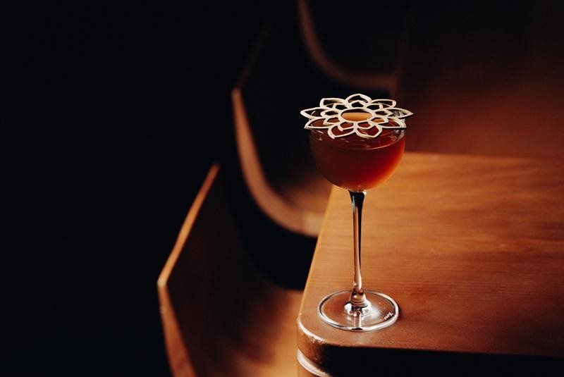 Tan Tan é descrito pelos organizadores como um bar de ambiente descolado, com decoração que combina madeira, metal e granito
