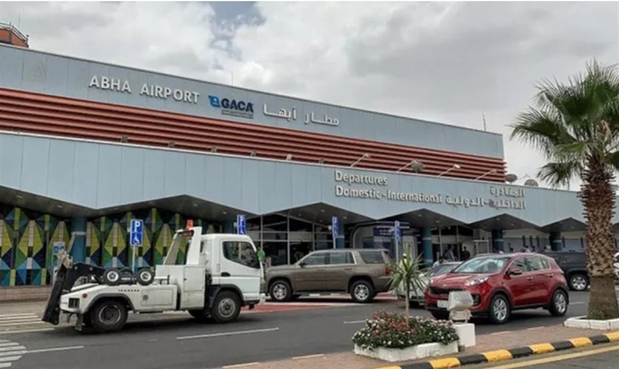 Aeroporto de Abha foi um dos locais atingidos