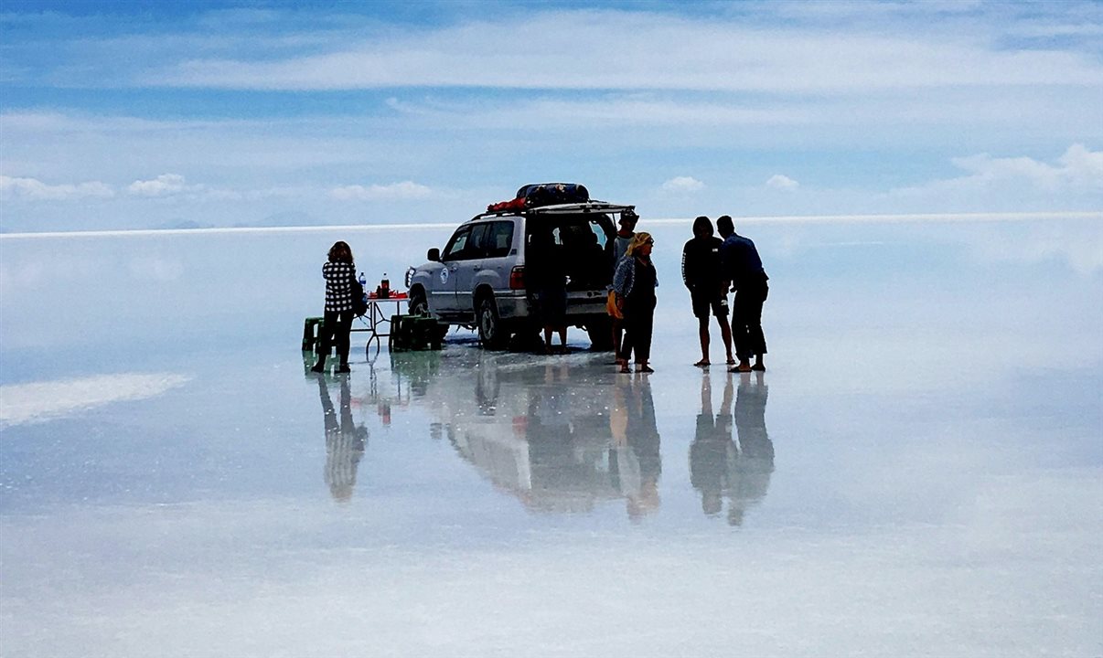 Uyuni, na Bolívia, tem despertado cada vez mais interesse entre os viajantes brasileiros