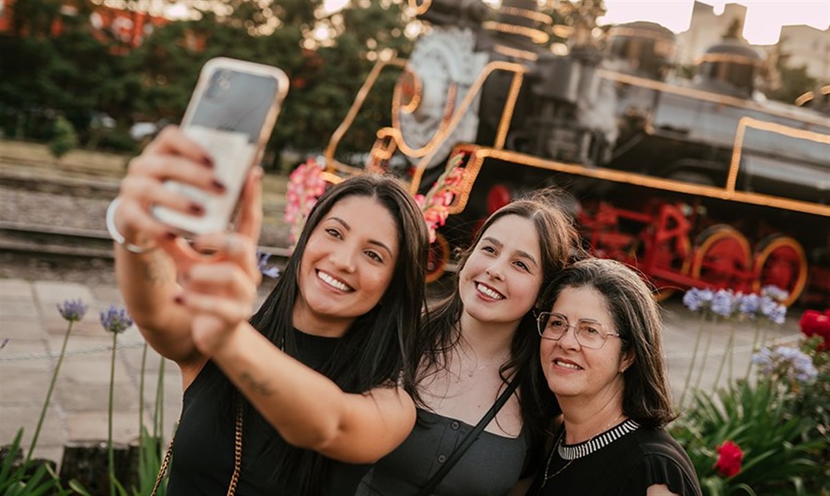 Trens turísticos oferecem experiências que combinam natureza, cultura e gastronomia