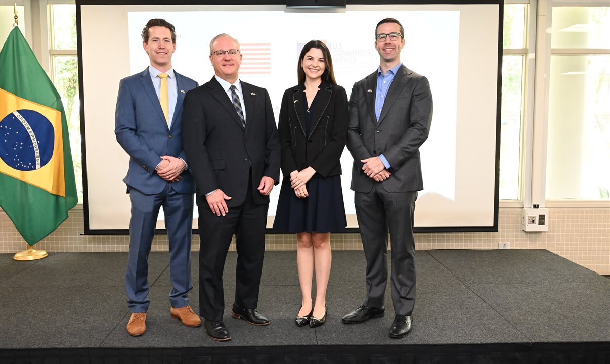 Michael Heise, Anthony Kujawa, Emanuelle de Nadal e Michael Godley, dos Consulado dos Estados Unidos em São Paulo