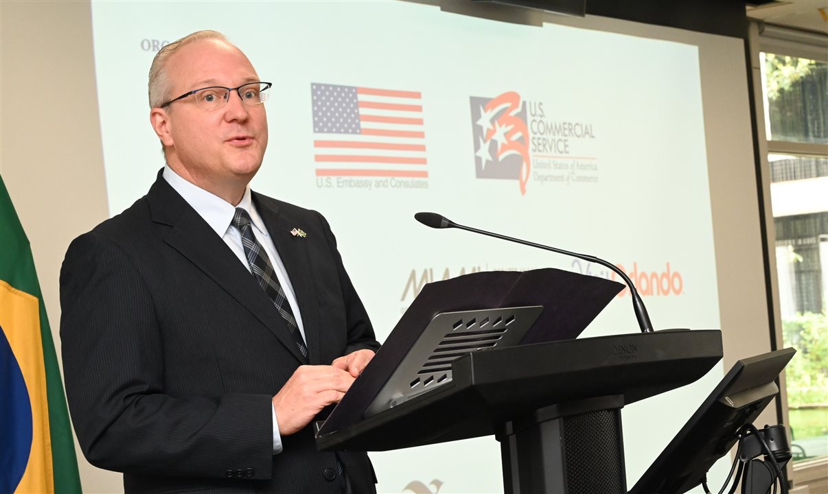 Anthony Kujawa, cônsul-chefe da Seção de Vistos de Não-Imigrante do Consulado-Geral dos Estados Unidos em São Paulo