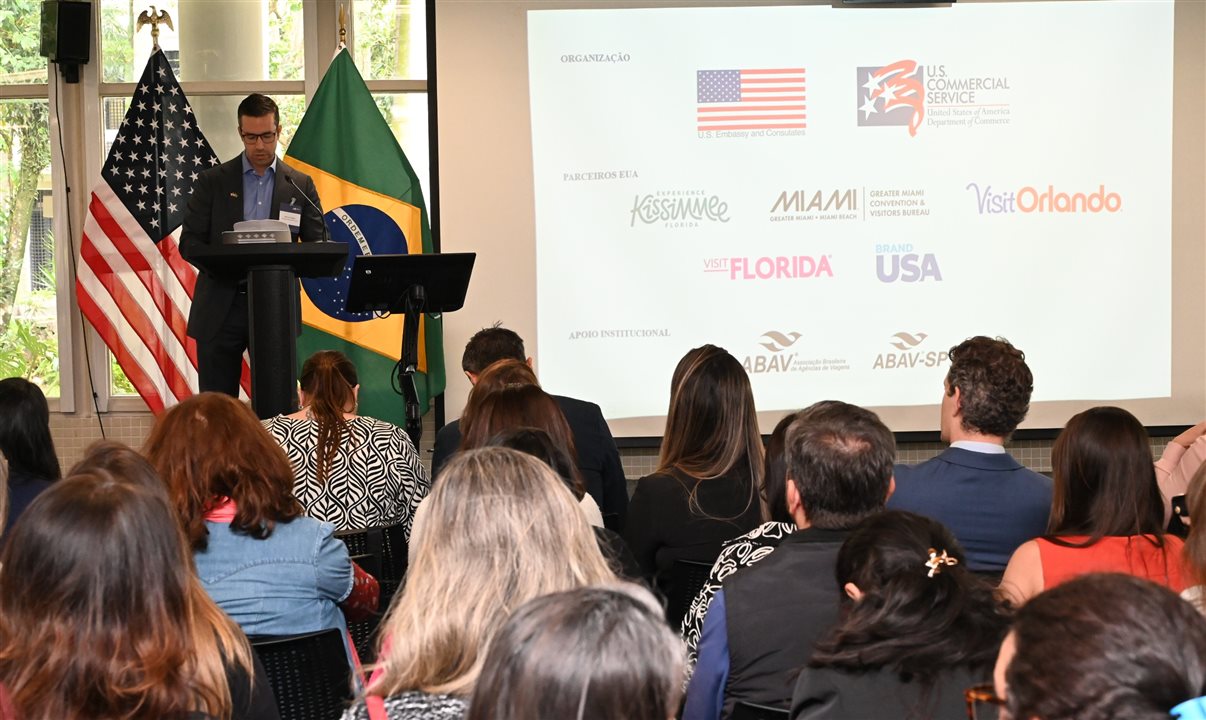 Durante treinamento para agentes de viagens no Consulado-Geral dos Estados Unidos em São Paulo, a equipe consular apresentou dez erros frequentes no preenchimento do formulário DS-160, utilizado na solicitação de vistos de não imigrantes