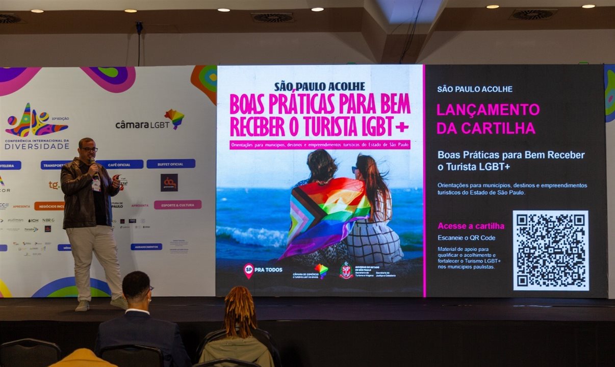 Leonardo Costa, da Setur-SP, apresenta Cartilha de Boas Práticas para Bem-Receber o Turista LGBT+