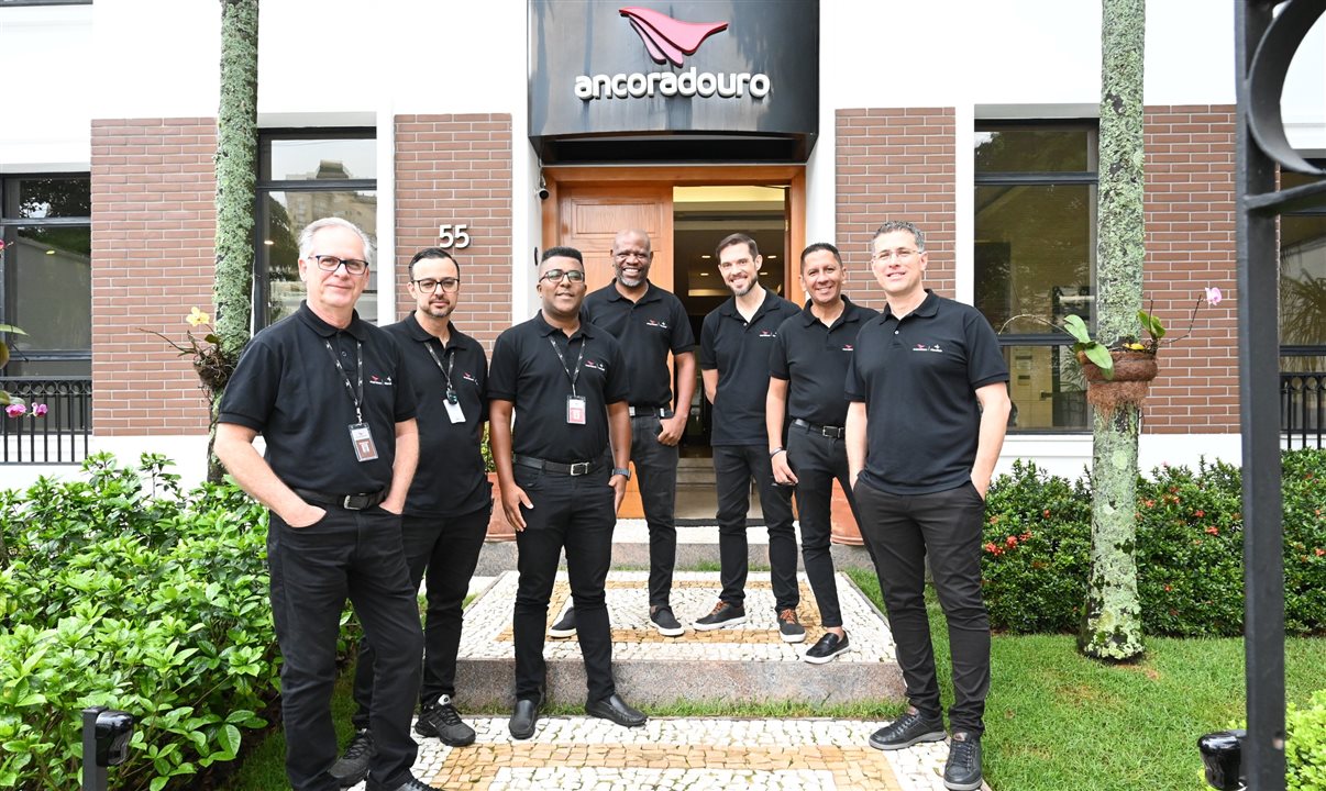Time Ancoradouro pronto para receber os agentes de viagens neste segundo dia de programação