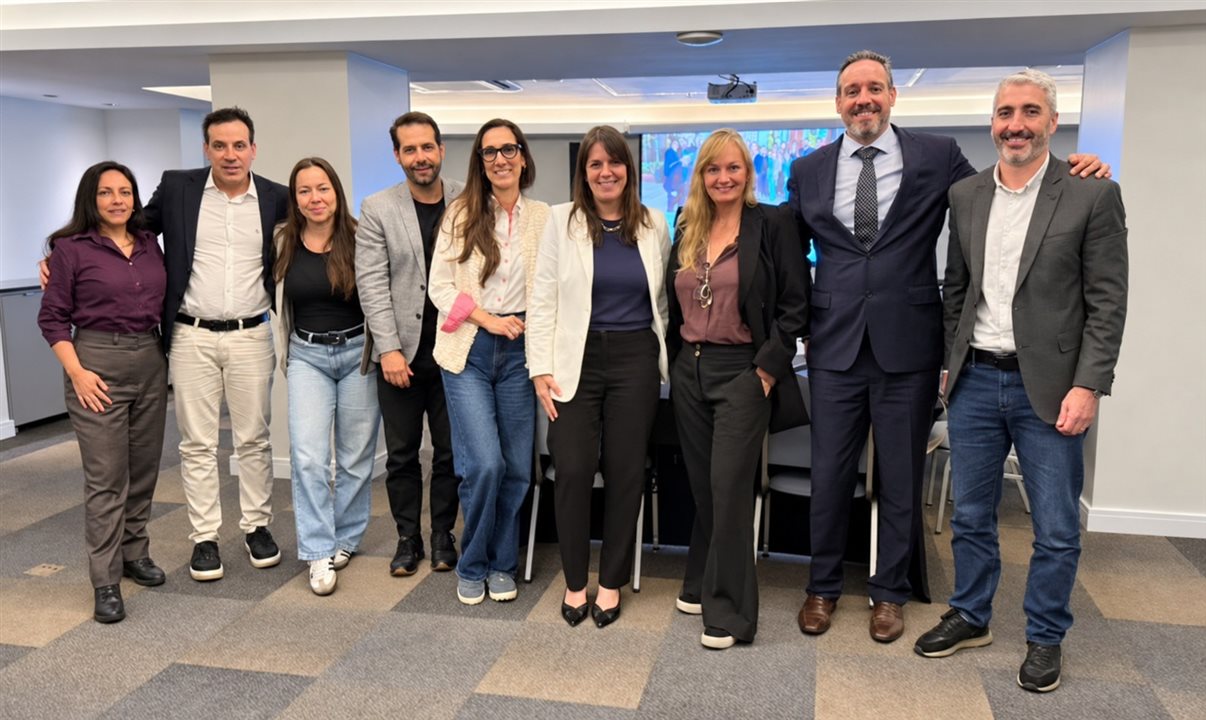 Encontro reuniu executivos no Meliá Paulista para discutir reforma tributária, RFPs corporativos, distribuição e custos operacionais