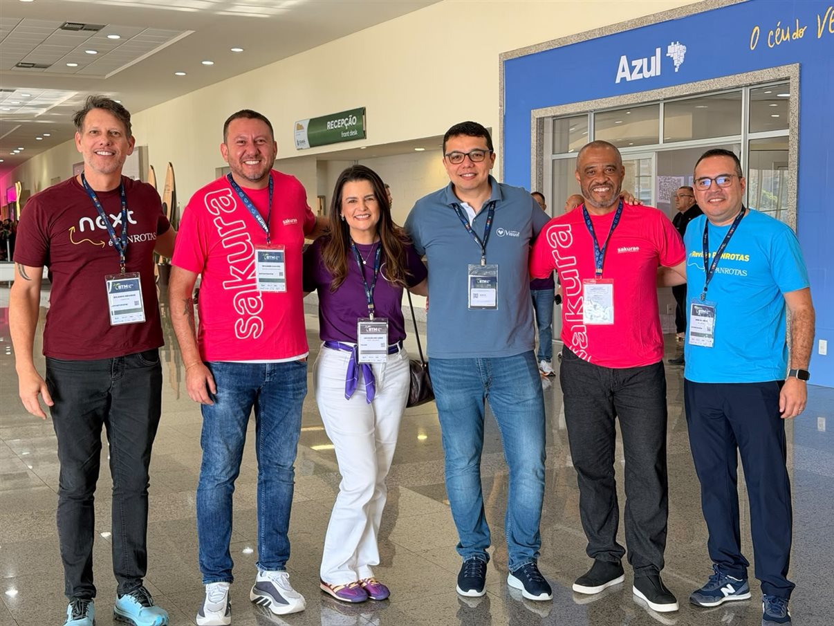 Ricardo Sidaras, da PANROTAS, Wagner Chaves, da Sakura, Jacqueline Ledo, da Hero, Bruno Sá, da Visual, Emerson Cardoso, da Sakura, e Rene Amorim, da PANROTAS