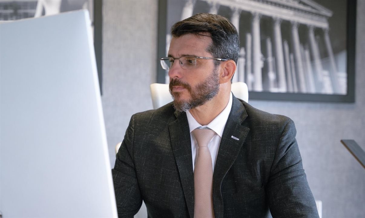 André Linhares