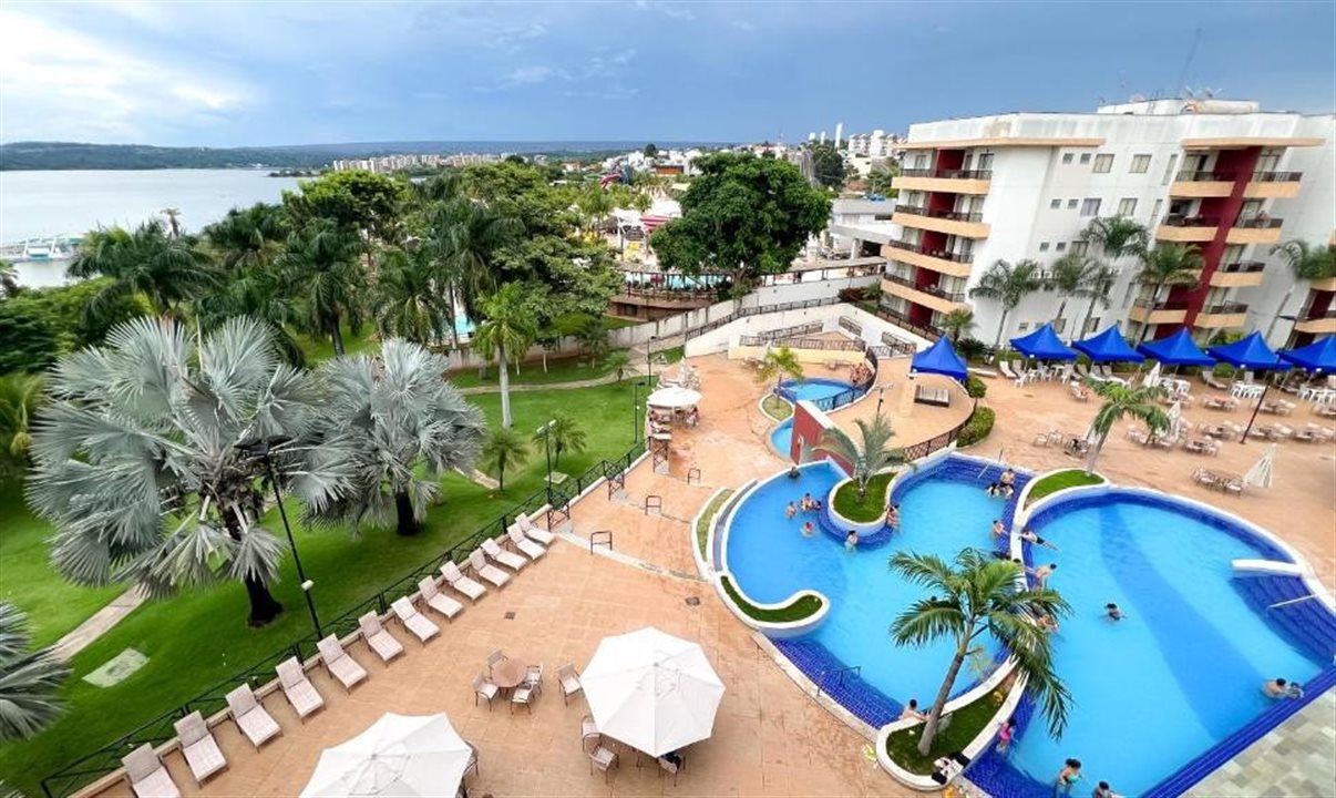 Resort fica localizado às margens do Lago Corumbá, em Caldas Novas (GO)