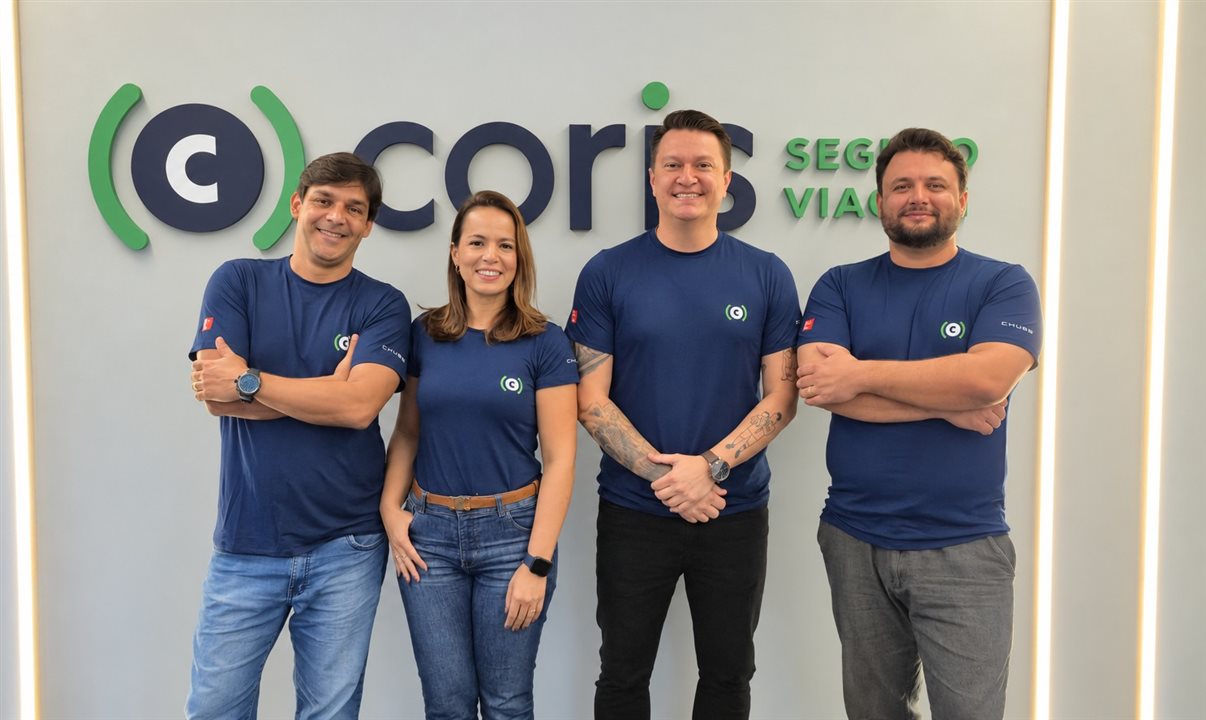 Jair Júnior, Renata Motta, Gabriel Aparício e Lucas Tofanello; três deles acabam de chegar para reforçar o departamento