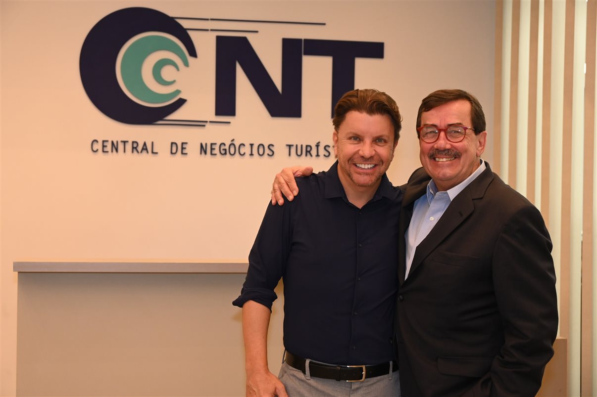 André Khouri, presidente da CNT, com Ivo Lins, vice-presidente de Novos Negócios da empresa