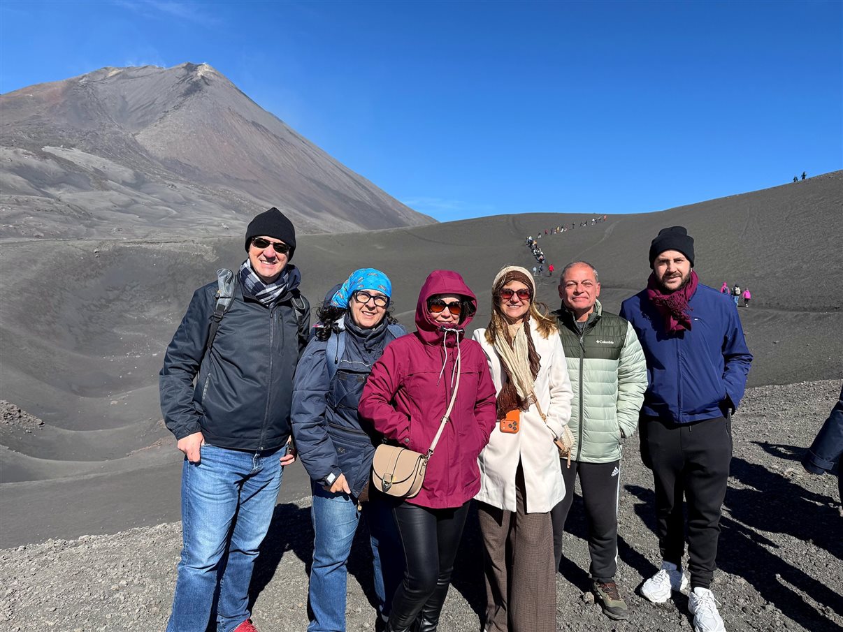 Eduardo Barbosa, da Flot, Maria Eunice, da Sem Froteiras Viagens, Carla Maria, da Ita Arways, Denise Peres, da Exupery Viagens, Rogério Borghi, da Stile Turismo e Gabriel Maluf, da Libano Tour e da Euramerica (mais fotos no álbum ao fim da notícia)