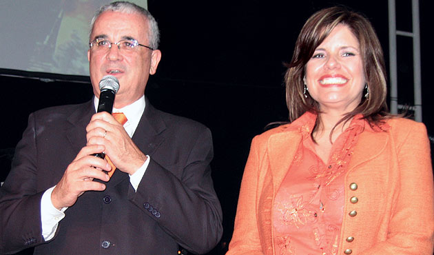 Tarcísio Gargioni e a ministra de Comércio Exterior e Turismo do Peru, Mercedez Araos