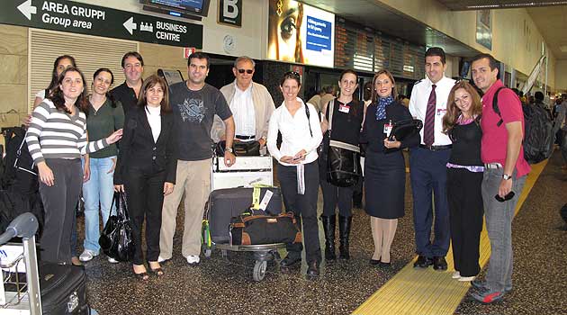 Na chegada ao aeroporto Malpensa, em Milão, o bom atendimento da equipe Tam local, formada por brasileiros com muitos anos de vivência na Itália