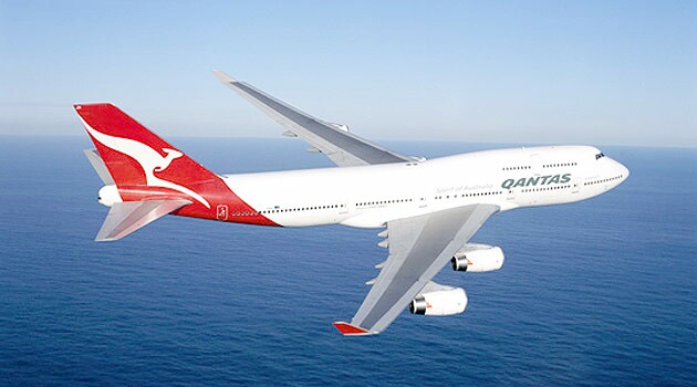 Um dos Boeing 747-400 da frota da aérea, que terá a econômica premium (foto divulgação Qantas Airways)