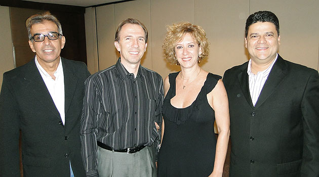 Viviânne Martins dá as boas-vindas aos gestores