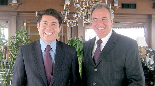 Na home, o presidente da GTA, Celso Guelfi. Aqui, o presidente e diretor comercial da empresa, Gelson Popazoglo