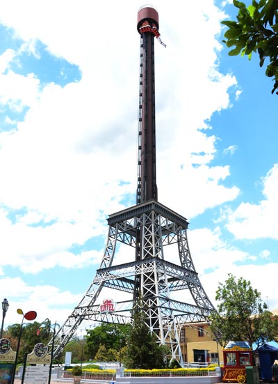 La Tour Eiffel, Hopi Hari, Elevador de 69 metros de altura.…