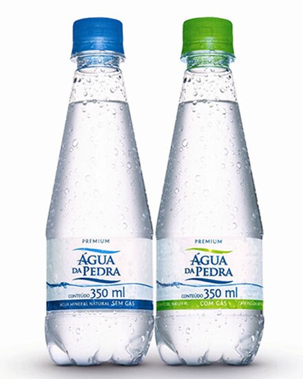 Газированная вода упаковка. Лимонад Минеральные воды. Sirab минеральная вода. Капли воды на бутылке. Минеральная вода 2023 1л.
