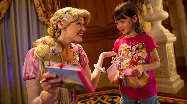 Visitantes poderão conhecer as princesas da Disney em um castelo totalmente temático