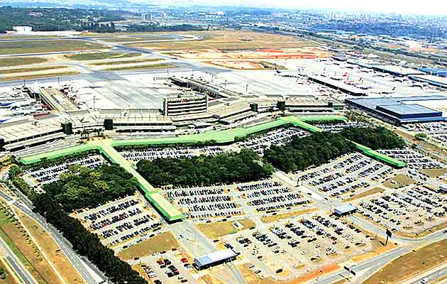 Aeroporto de Guarulhos, na capital paulista, recebeu 1,08 milhão de passageiros, junto com os aeroportos de Viracopos (Campinas) e Brasília