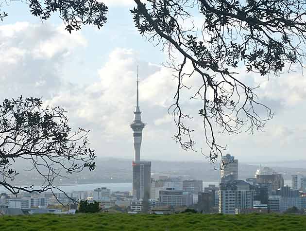 Auckland, maior cidade da Nova Zelândia e principal portão de entrada