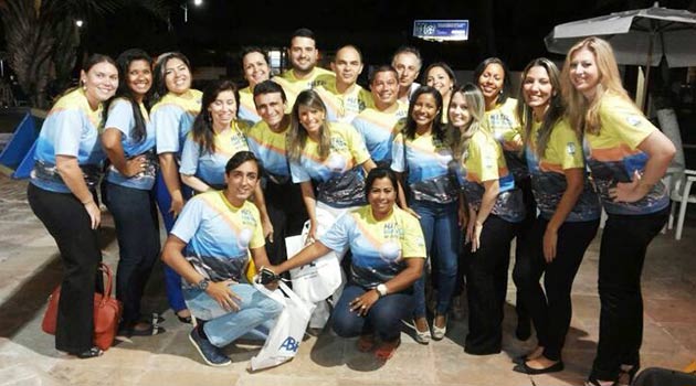 Representantes da hotelaria potiguar participam uniformizados dos workshops pelo Brasil (foto divulgação)