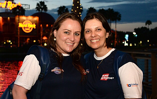 Lissandra Bueno, da Star Turismo, de Curitiba, Alexandre Jacob, da Fibra Tur, de Floripa, e Julio César, da Travel Way