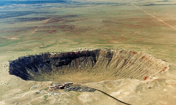 Cratera De Meteoro Vira Atrativo Turístico No Arizona