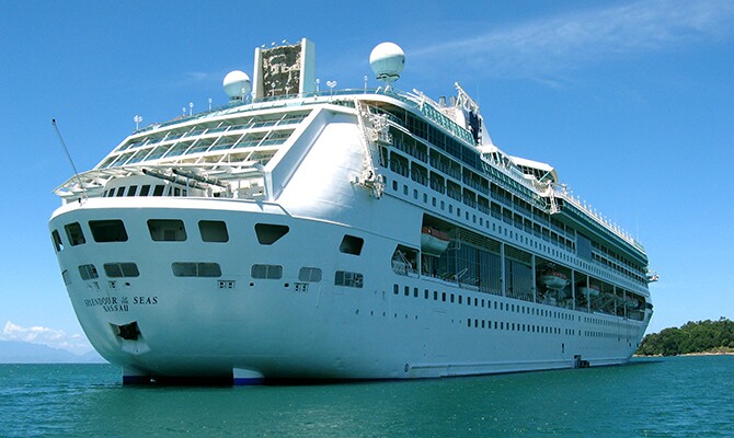 A empresa realizará todas as saídas programas até abril de 2016 com o Splendour of The Seas