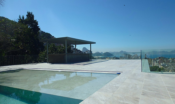 Biblioteca e espaço de convivência