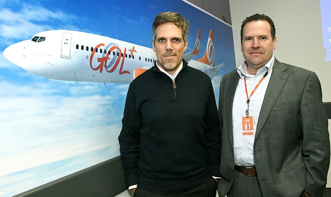 Paulo Kakinoff e Paulo Miranda apresentaram à imprensa a parceria com a Gogo para implantação de inetrnet e entretenimento a bordo