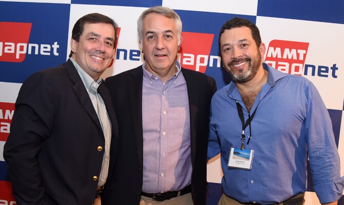 Na home, Ivo Lins, da Gapnet, e Sylvio Ferraz, da MMTGapnet; aqui, ambos com Jorge Souza, do Grupo Gapnet