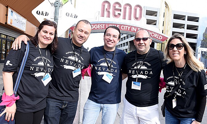 David Lusvardi e Megan Slayden, da Divisão de Turismo de Nevada