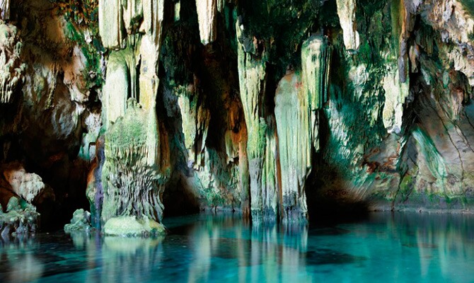 Merida, fica em Yucatán no México, região que abriga mais de 600 cenotes - Fotos: reprodução Skyscanner