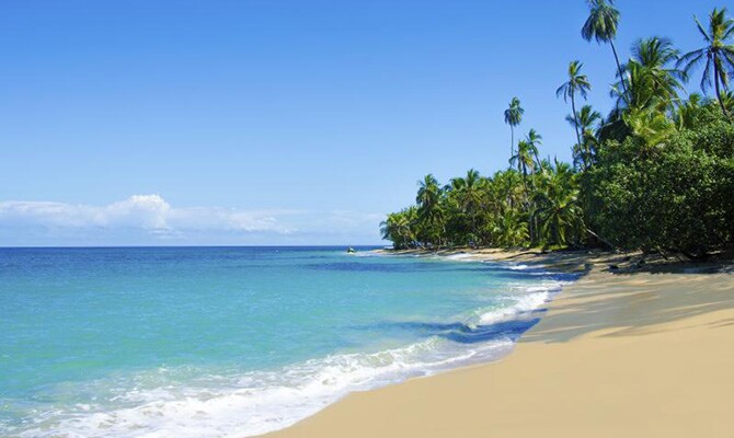 Cambodja - O país é repleto de belezas arquitetônicas, como o Angkor Wat, e ostenta dezenas de praias que podem ser consideradas paradisíacas. Por lá é possível trocar R$ 1 por 1.046,33 riels cambojanos.