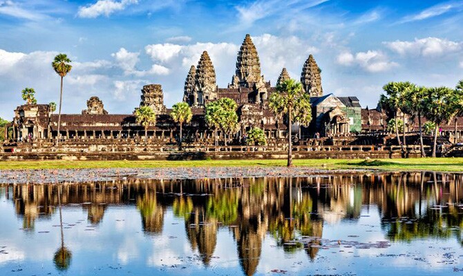 Cambodja - O país é repleto de belezas arquitetônicas, como o Angkor Wat, e ostenta dezenas de praias que podem ser consideradas paradisíacas. Por lá é possível trocar R$ 1 por 1.046,33 riels cambojanos.