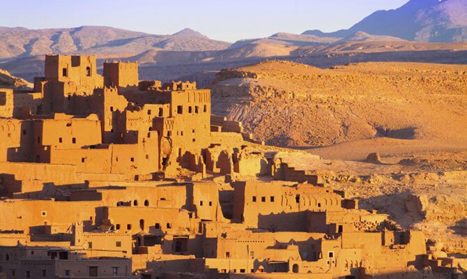 Cambodja - O país é repleto de belezas arquitetônicas, como o Angkor Wat, e ostenta dezenas de praias que podem ser consideradas paradisíacas. Por lá é possível trocar R$ 1 por 1.046,33 riels cambojanos.