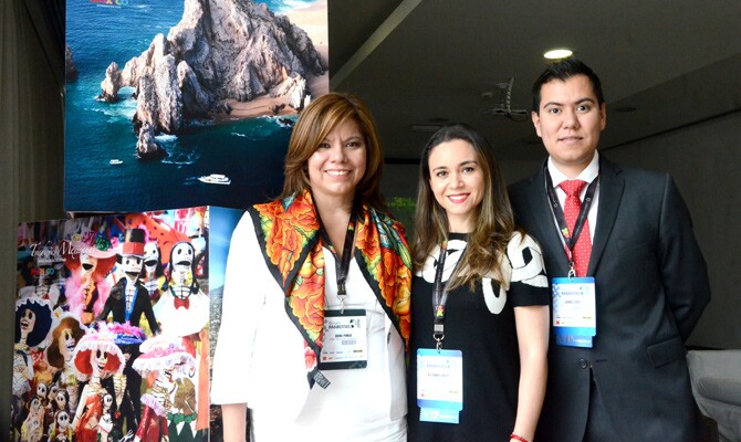 Diana Pomar, Alejandra Garza e Gabriel Lopez, do Turismo de México, patrocinadores da Sala de Autoridades