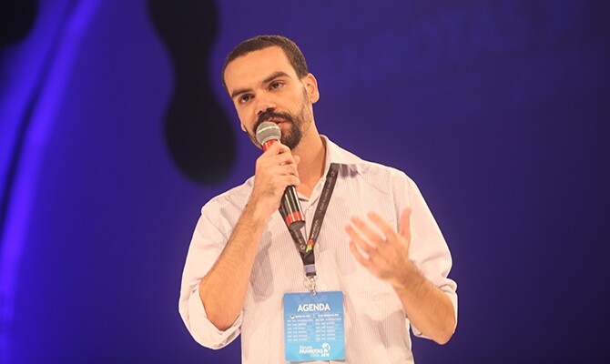 Empresa que evita na prevenção de fraudes nas empresas, a Safeguard trabalha com autenticação de serviços via token e análise de risco em tempo real. A companhia, que foi apresentada por André Pantaleão, possui app de celular e mais de 13 mil tokens espalhados pelo País.